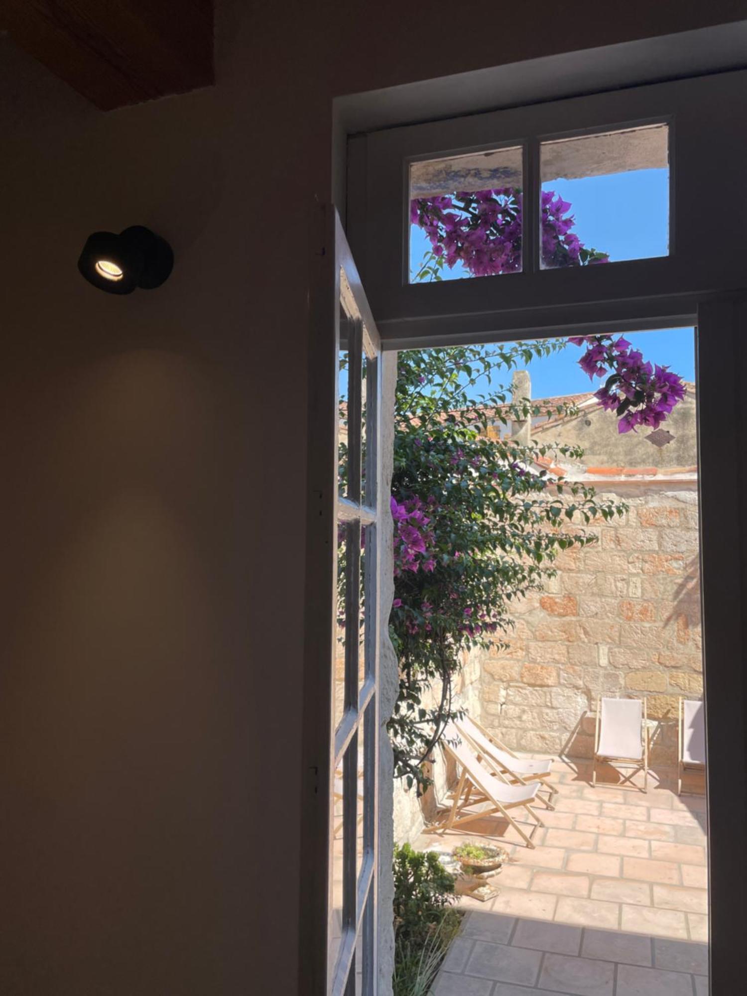 Maison De Maitre Proche Plage A Aigues-Mortes Exterior photo